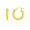 14k Yellow Gold Polished Twisted Hoop Earrings(3x11mm)