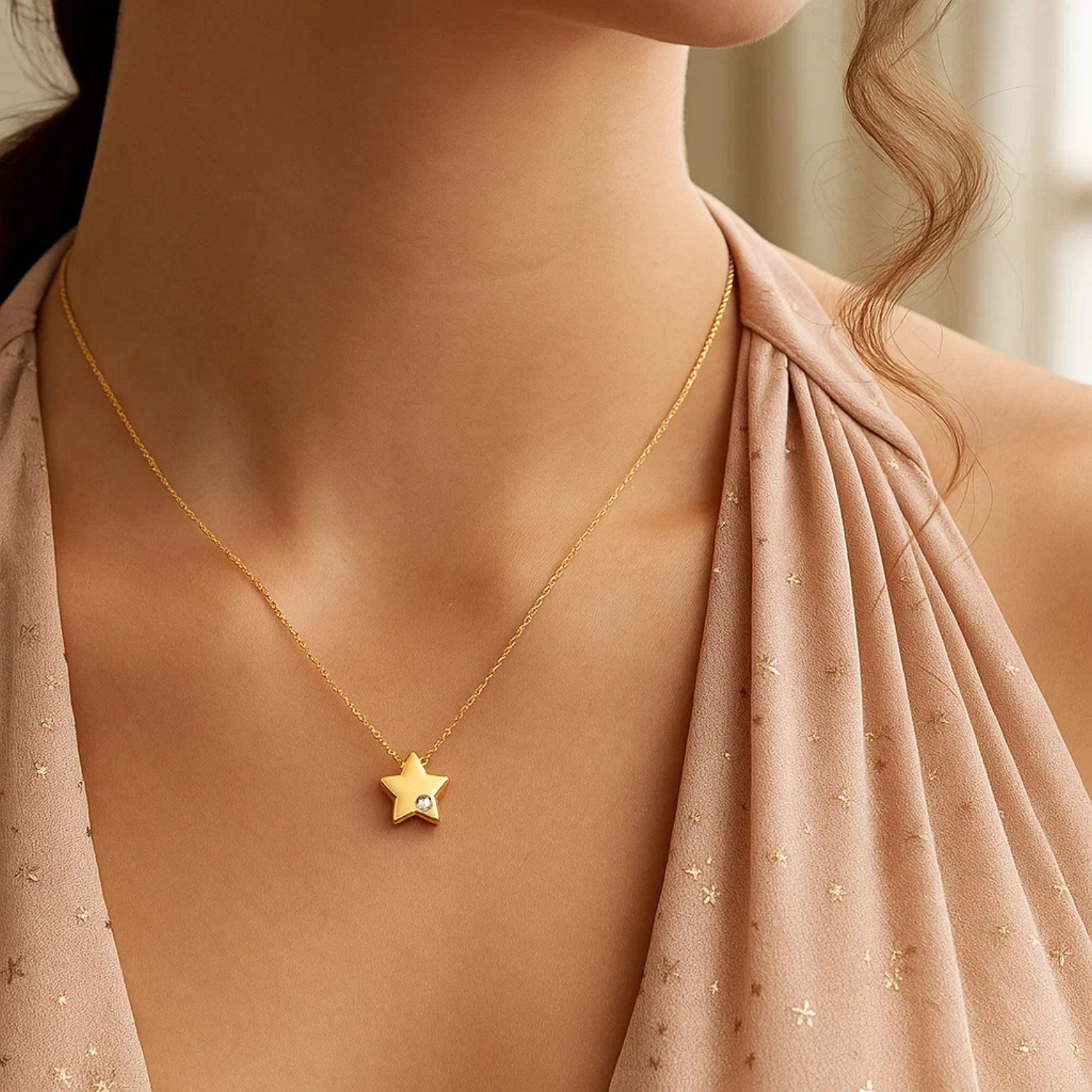 14k Yellow Gold Polished Star Necklace with Diamond