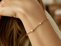 14k Yellow Gold 7 inch Bracelet with Diamond Stations (3.30 mm)